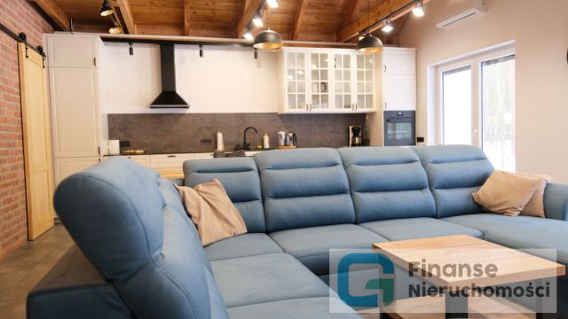 dom wolnostojący, 3 pokoje Borowiny. Zdjęcie 5