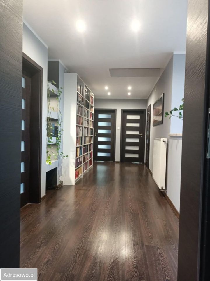 dom wolnostojący, 5 pokoi Mrozy. Zdjęcie 7