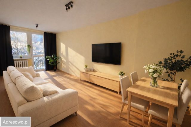 Mieszkanie 2-pokojowe Gliwice Sikornik, ul. Zimorodka. Zdjęcie 1