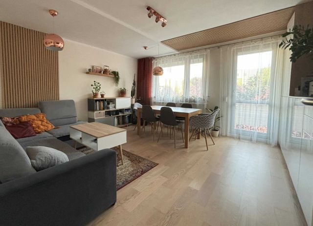 Mieszkanie 3-pokojowe Zielona Góra Zacisze. Zdjęcie 1