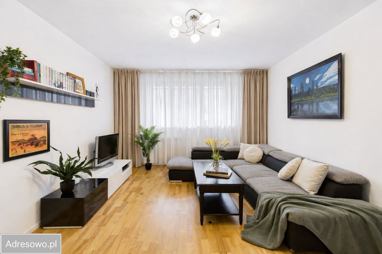 Mieszkanie 2-pokojowe Warszawa Śródmieście, ul. Chmielna. Zdjęcie 2