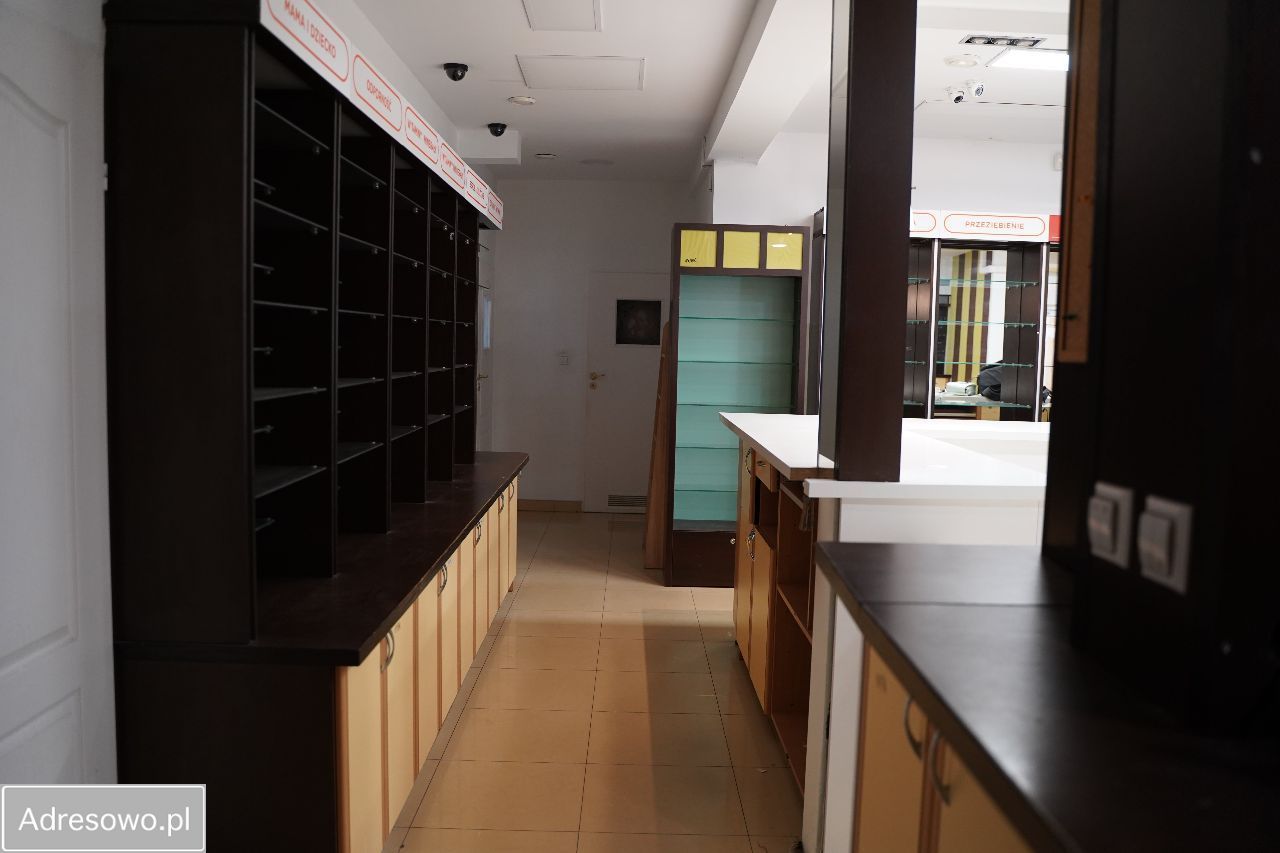 Lokal Kraśnik Kraśnik Fabryczny, al. Niepodległości. Zdjęcie 8