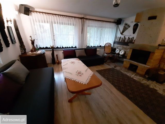 dom wolnostojący, 9 pokoi Brenna, ul. Szkolna. Zdjęcie 1