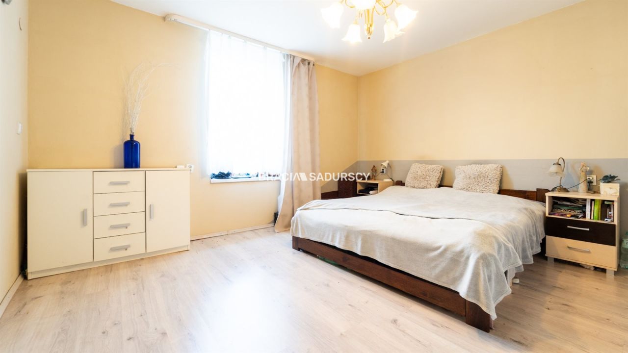 dom szeregowy, 13 pokoi Kraków, ul. Powstańców Wielkopolskich. Zdjęcie 30