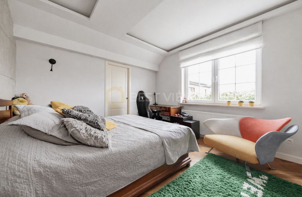 dom wolnostojący, 5 pokoi Piaseczno Chyliczki. Zdjęcie 9