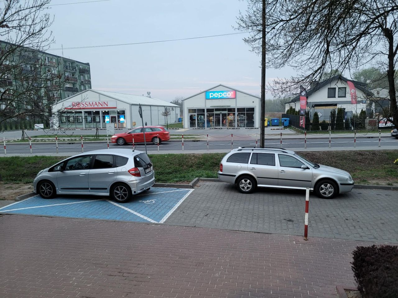 Mieszkanie 2-pokojowe Leszno, ul. Tuwima. Zdjęcie 2