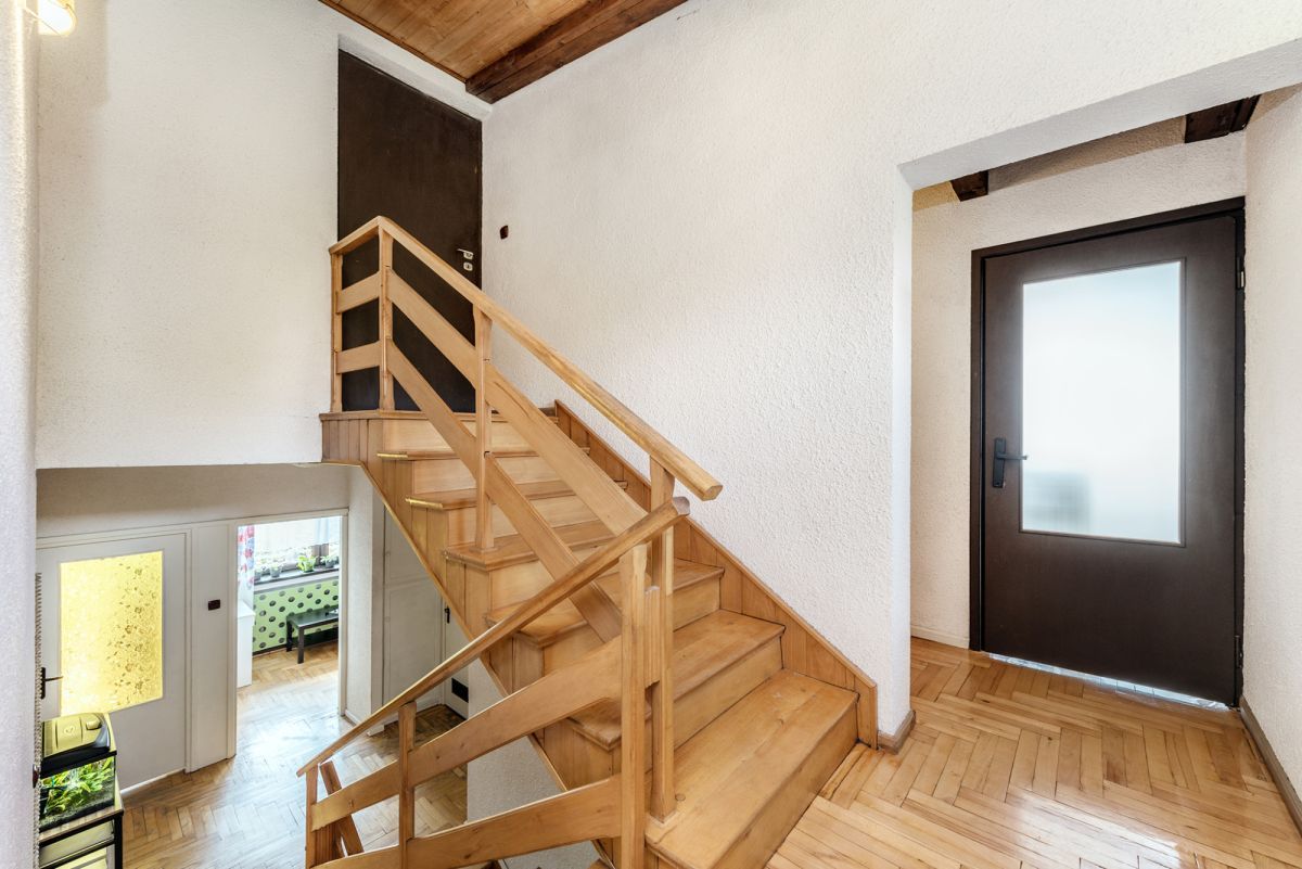 dom wolnostojący, 4 pokoje Wieliczka, ul. Różana. Zdjęcie 9