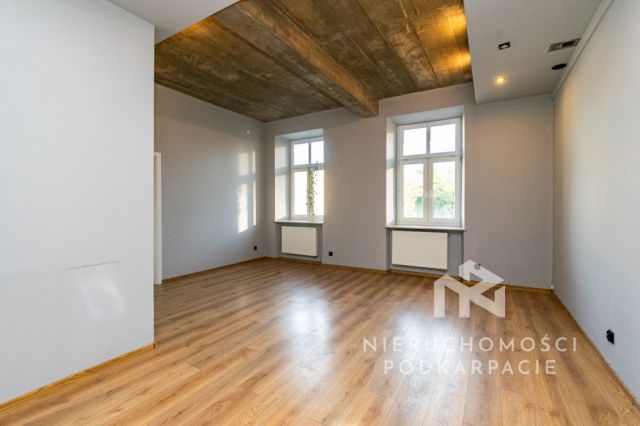 Biuro Rzeszów Śródmieście, ul. Henryka Jakuba Kreczmera. Zdjęcie 3