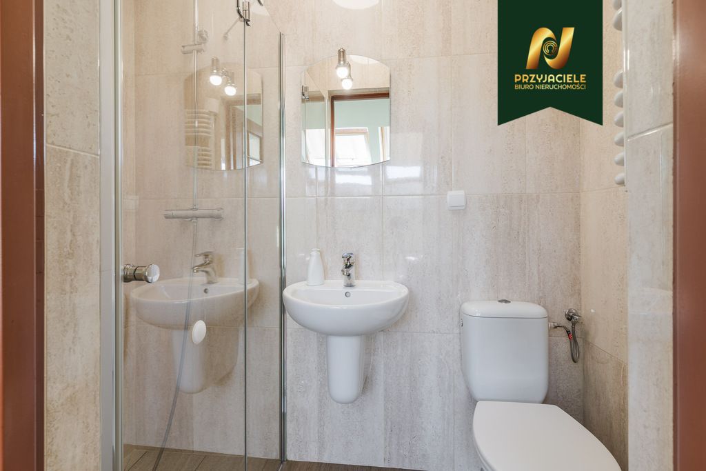 dom wolnostojący, 8 pokoi Gdynia. Zdjęcie 28