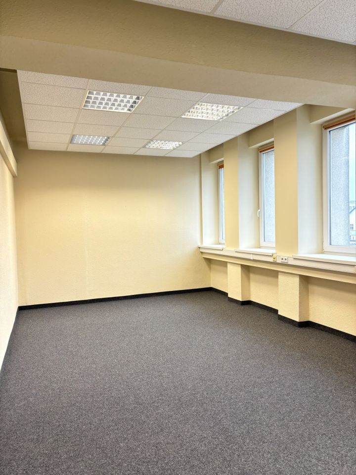 Biuro Andrychów, ul. Krakowska. Zdjęcie 4