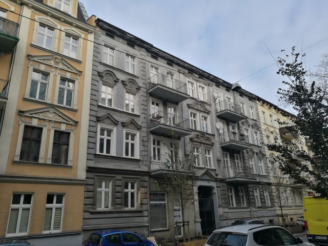 Mieszkanie 4-pokojowe Poznań Łazarz, ul. Antoniego Małeckiego. Zdjęcie 1