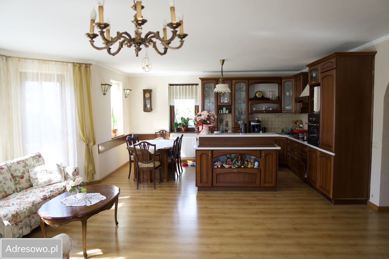 dom wolnostojący, 5 pokoi Bielsko-Biała Leszczyny, ul. Bolesława Prusa. Zdjęcie 2