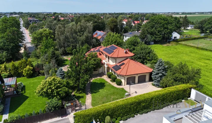 dom wolnostojący, 8 pokoi Szeligi, ul. Wierzbowa