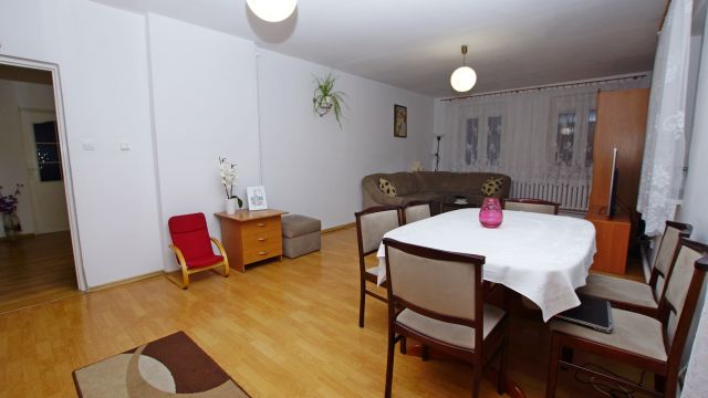 Mieszkanie 3-pokojowe Pasłęk, ul. Firleja. Zdjęcie 1