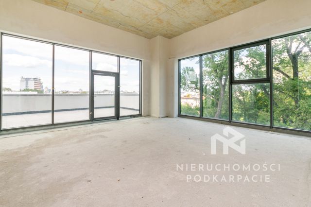 Lokal Rzeszów, ul. Fryderyka Szopena. Zdjęcie 1