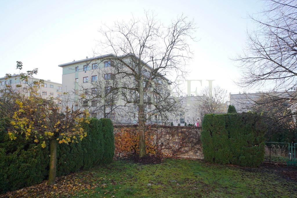 dom wolnostojący, 7 pokoi Kraków Bronowice, ul. Wojciecha Halczyna. Zdjęcie 19