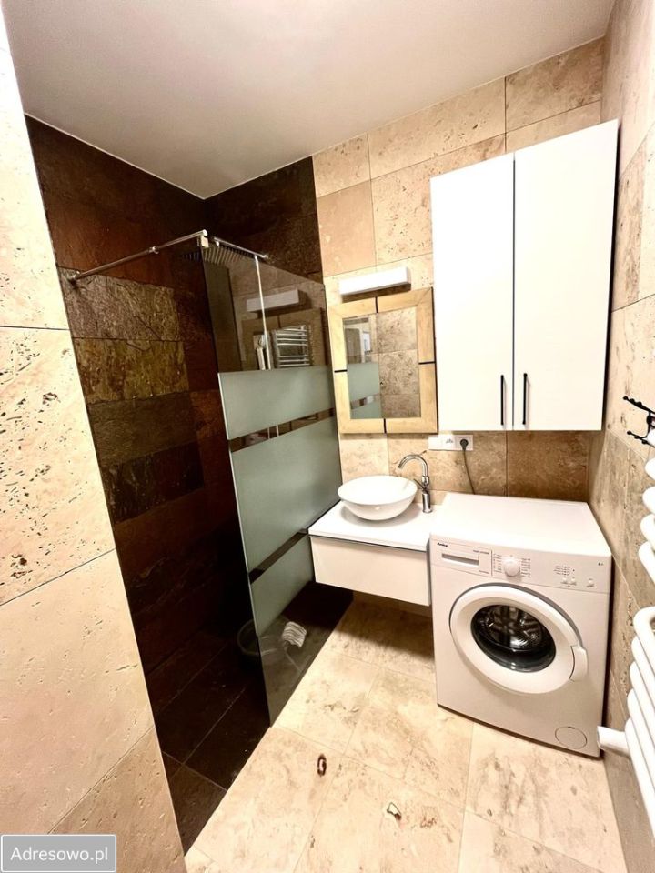 Mieszkanie 2-pokojowe Kraków Dębniki, ul. Czerwone Maki. Zdjęcie 2