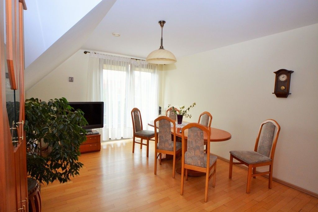 dom wolnostojący, 10 pokoi Kielce Bocianek