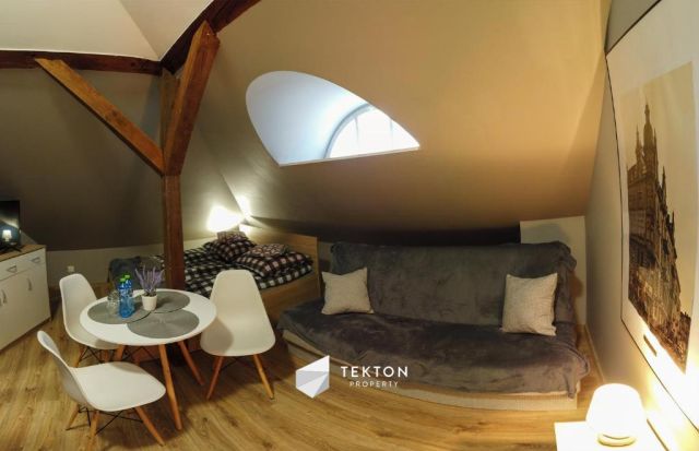 Mieszkanie 10-pokojowe Gniezno, ul. Poznańska. Zdjęcie 37