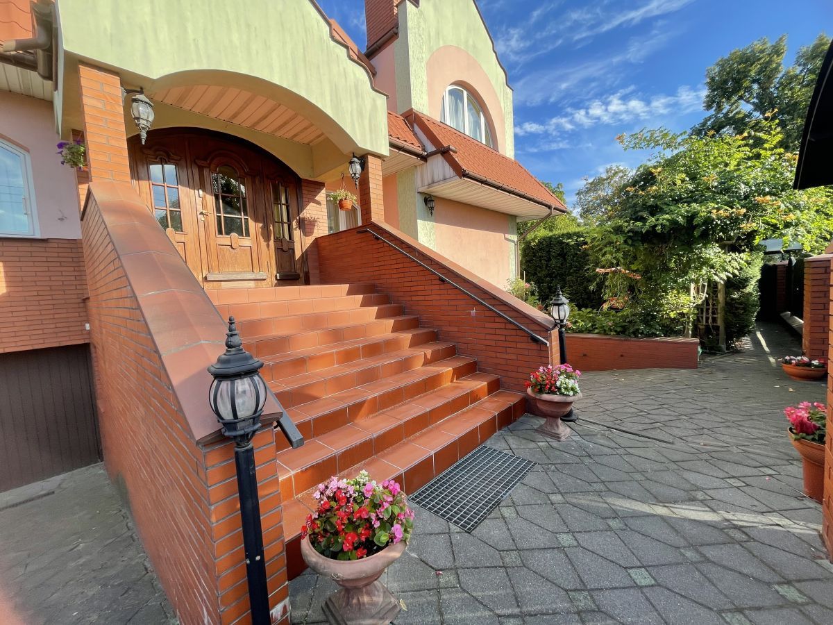 Lokal Piastów, ul. Orła Białego. Zdjęcie 21