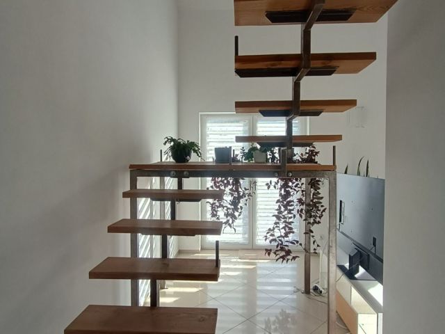 dom wolnostojący, 6 pokoi Kębliny. Zdjęcie 13