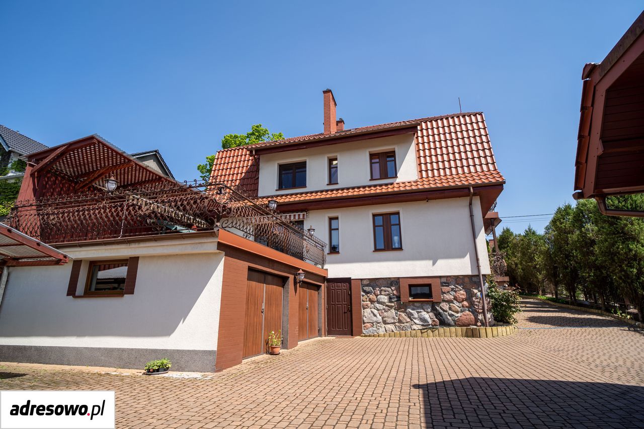 dom wolnostojący, 10 pokoi Mrągowo, ul. Wolności. Zdjęcie 9