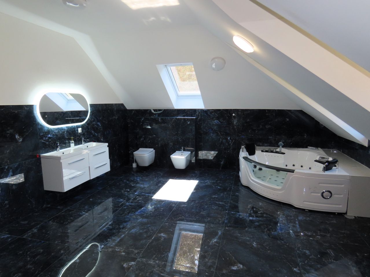 dom wolnostojący, 5 pokoi Chynów. Zdjęcie 14