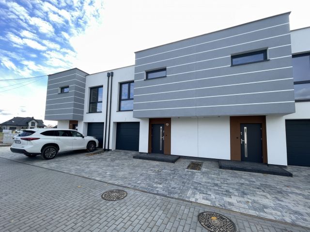 dom szeregowy, 4 pokoje Kaputy. Zdjęcie 1