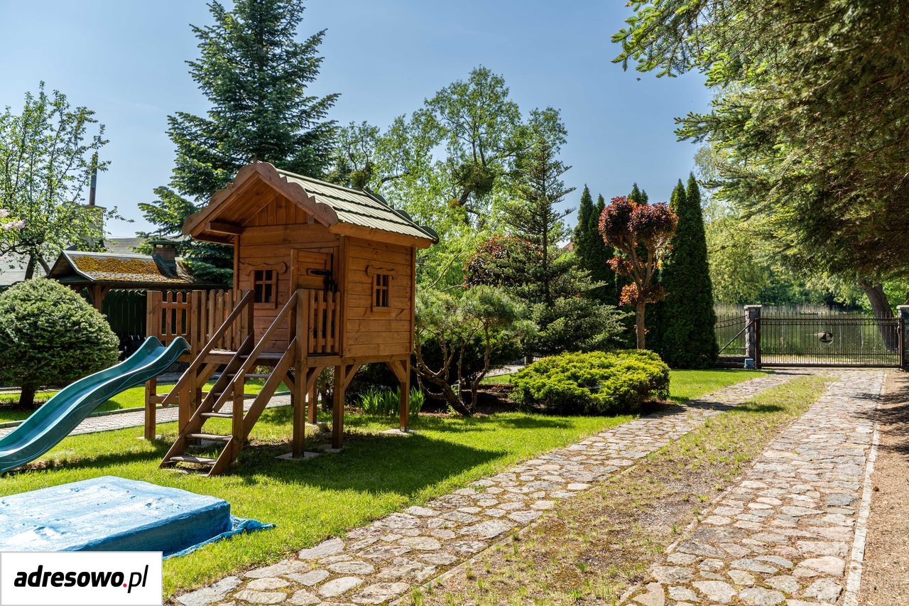 dom wolnostojący, 10 pokoi Mrągowo, ul. Wolności. Zdjęcie 16