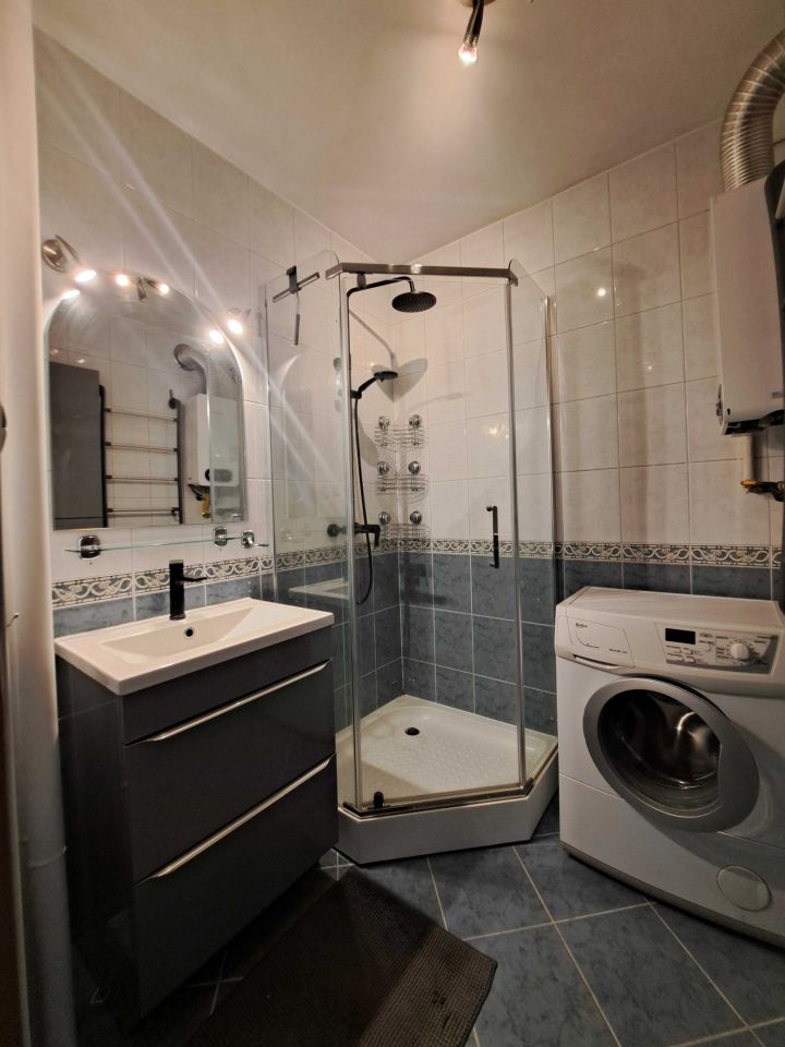 Mieszkanie 3-pokojowe Pionki, ul. Adasia Guzala. Zdjęcie 2