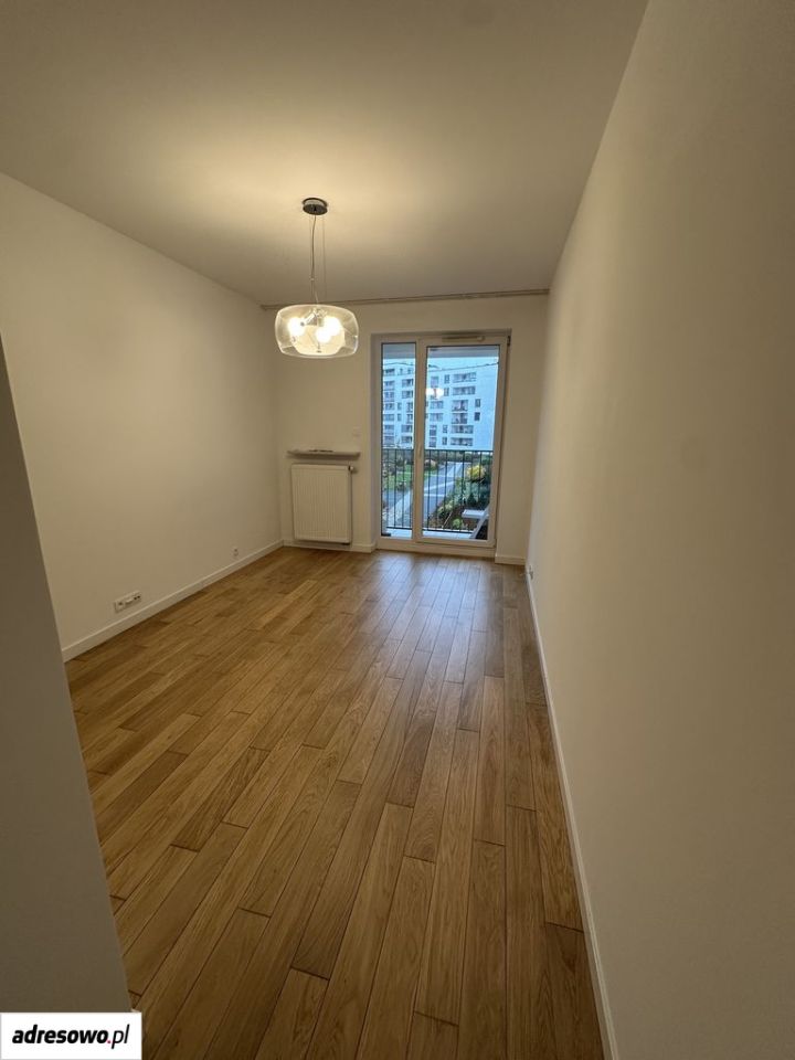 Mieszkanie 3-pokojowe Warszawa Gocław, ul. Jana Nowaka-Jeziorańskiego. Zdjęcie 10