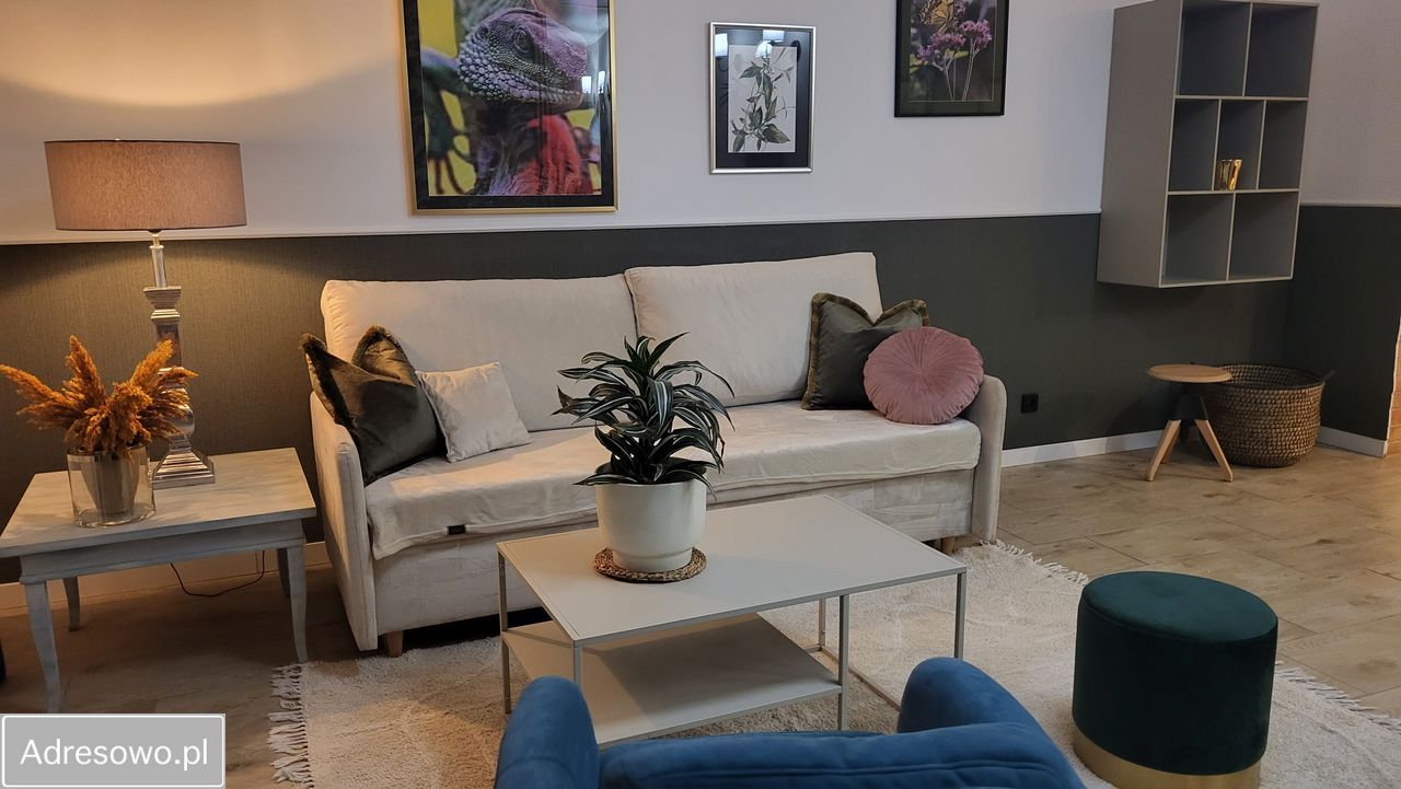 dom szeregowy, 4 pokoje Nowa Wola