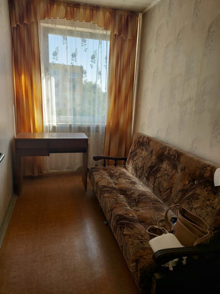 Mieszkanie 3-pokojowe Dzierżoniów, os. Różane. Zdjęcie 2