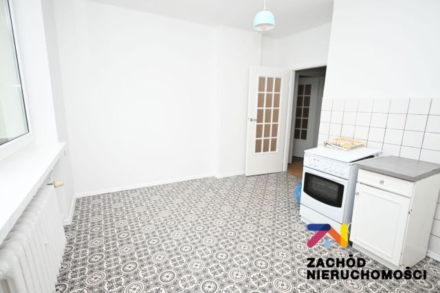 dom wolnostojący, 6 pokoi Zielona Góra. Zdjęcie 5