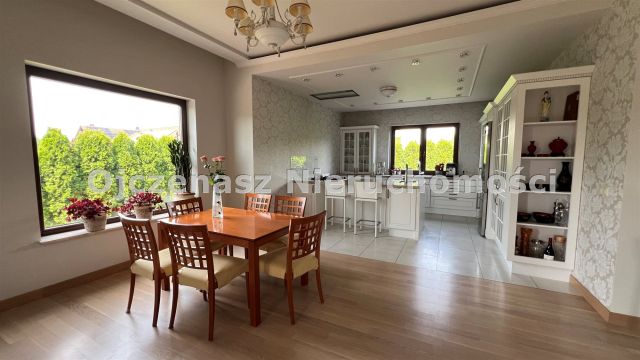 dom, 7 pokoi Niemcz. Zdjęcie 3