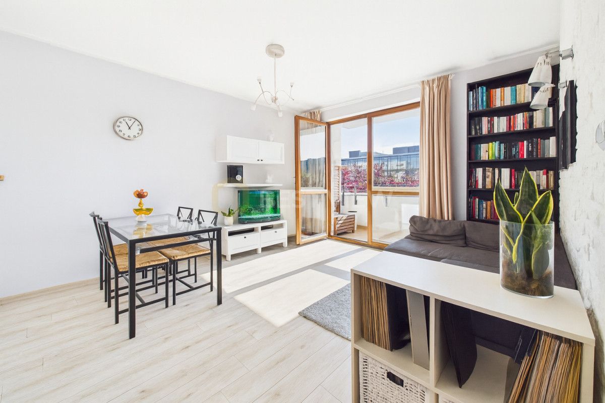 Mieszkanie 3-pokojowe Warszawa Wilanów, ul. Adama Branickiego. Zdjęcie 2