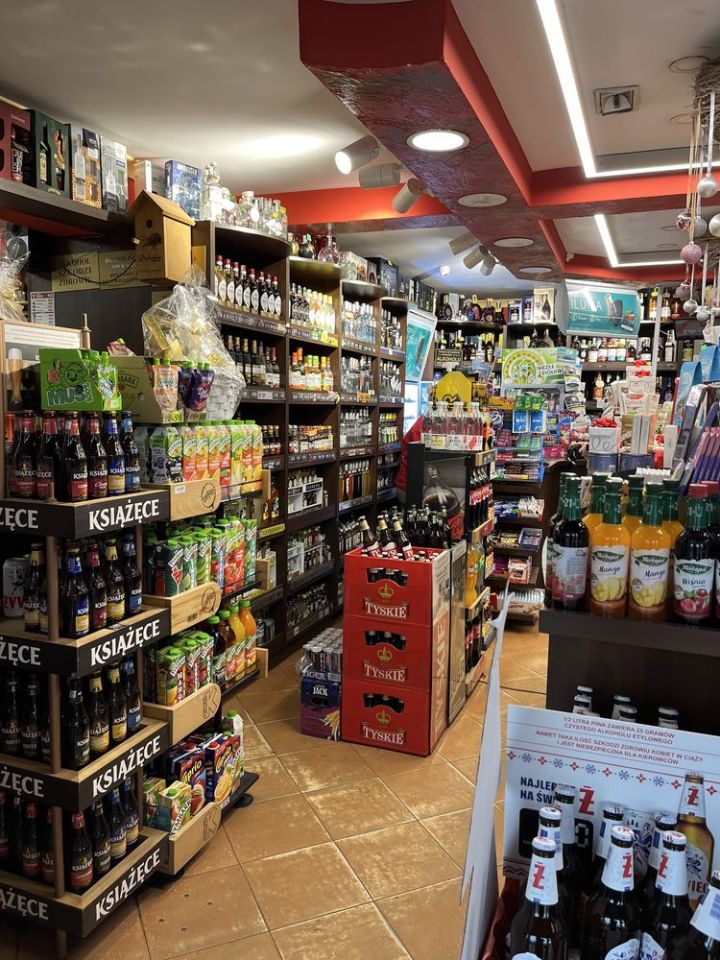 Lokal Kobylnica, ul. Główna. Zdjęcie 5