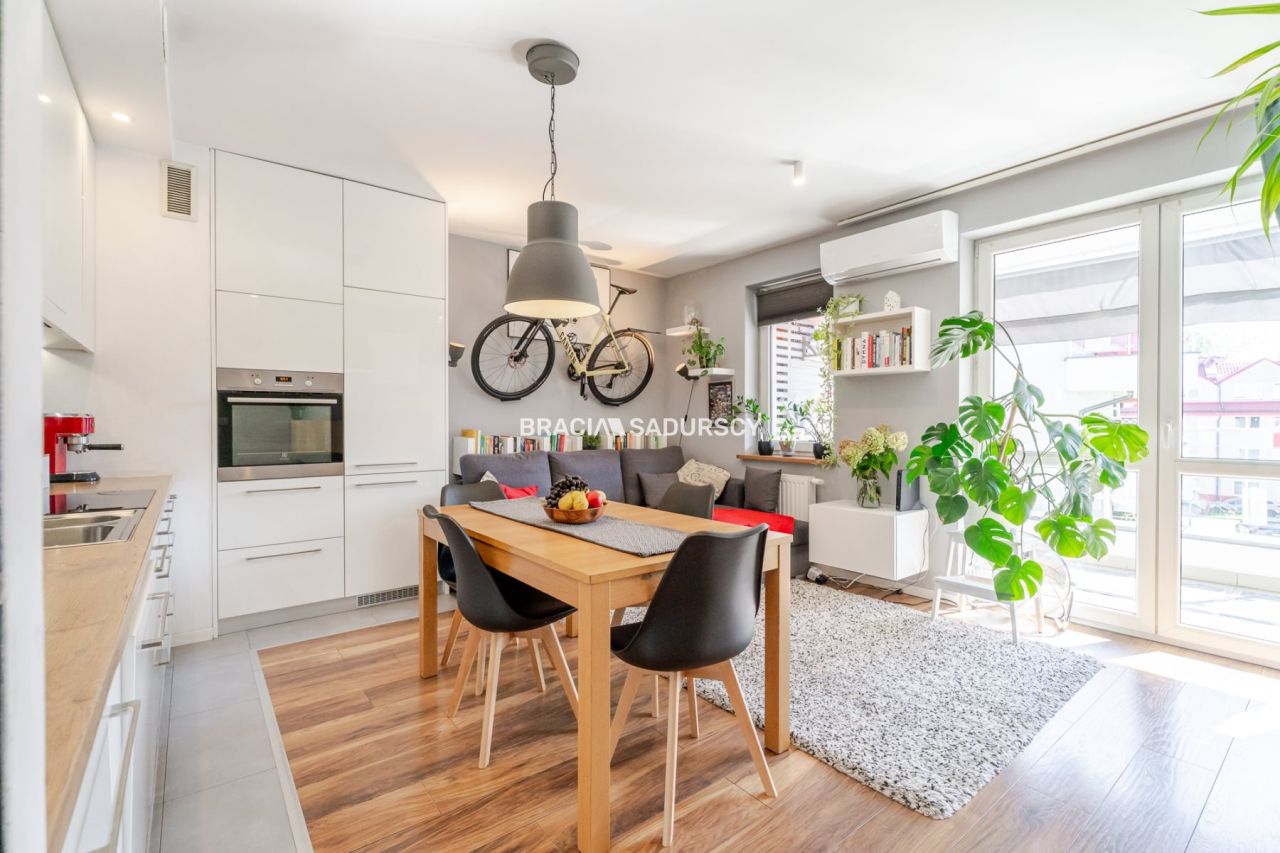 Mieszkanie 3-pokojowe Kraków Swoszowice, ul. Macieja Dębskiego. Zdjęcie 3