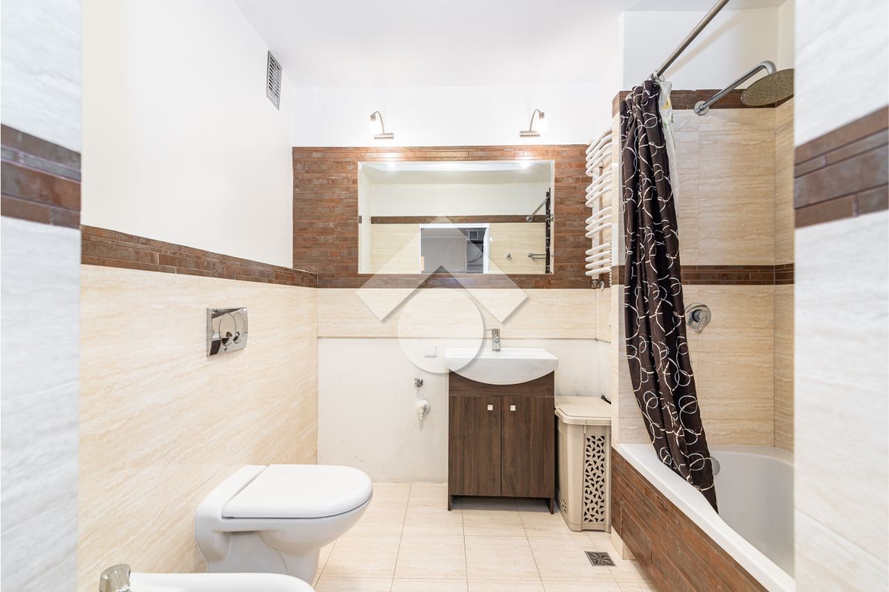 Mieszkanie 2-pokojowe Kraków Kurdwanów, ul. Marii i Bolesława Wysłouchów. Zdjęcie 4