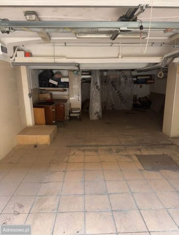 Garaż/miejsce parkingowe Kraków Bieńczyce, os. Albertyńskie. Zdjęcie 1