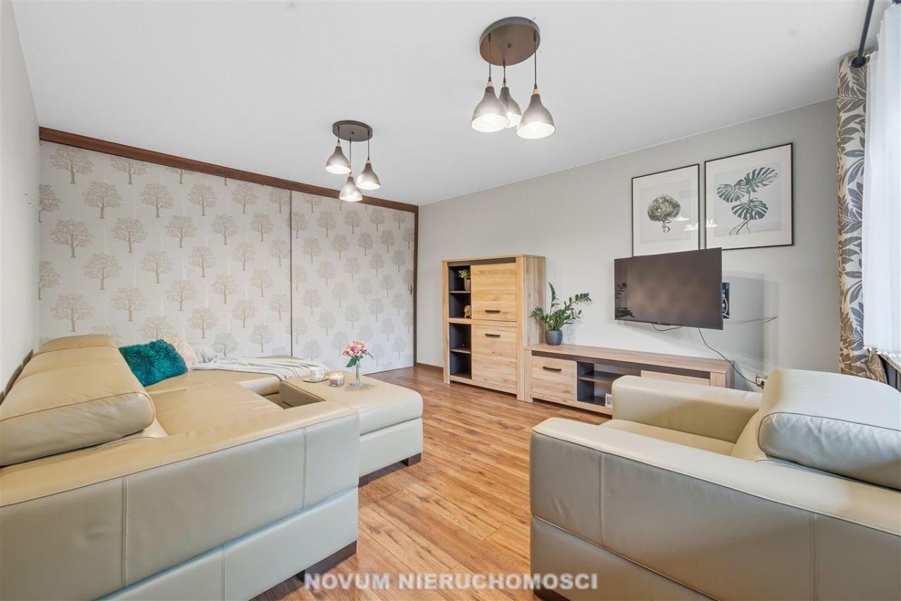 dom wolnostojący, 6 pokoi Tarnowskie Góry. Zdjęcie 16