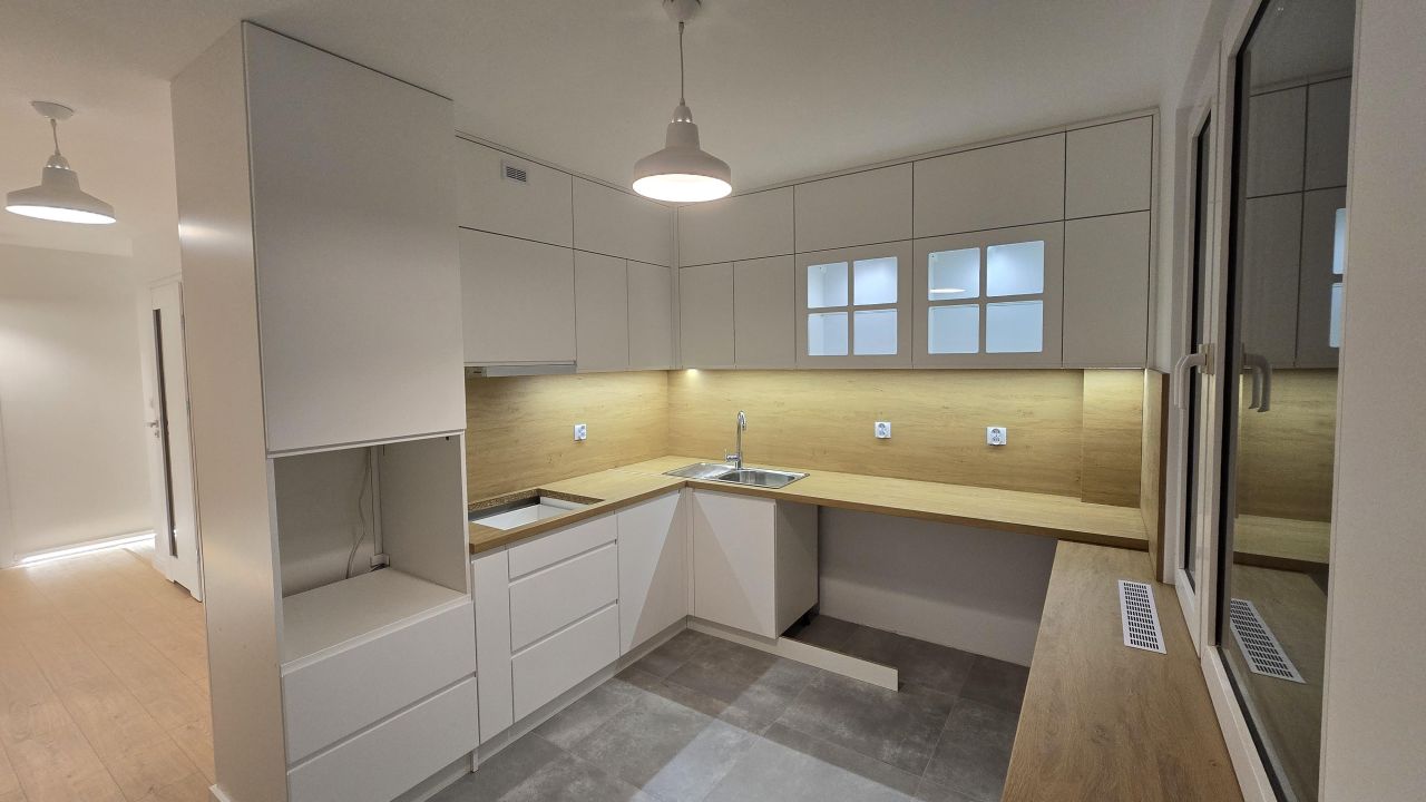 Mieszkanie 3-pokojowe Kraków Prokocim, ul. Erazma Jerzmanowskiego. Zdjęcie 2