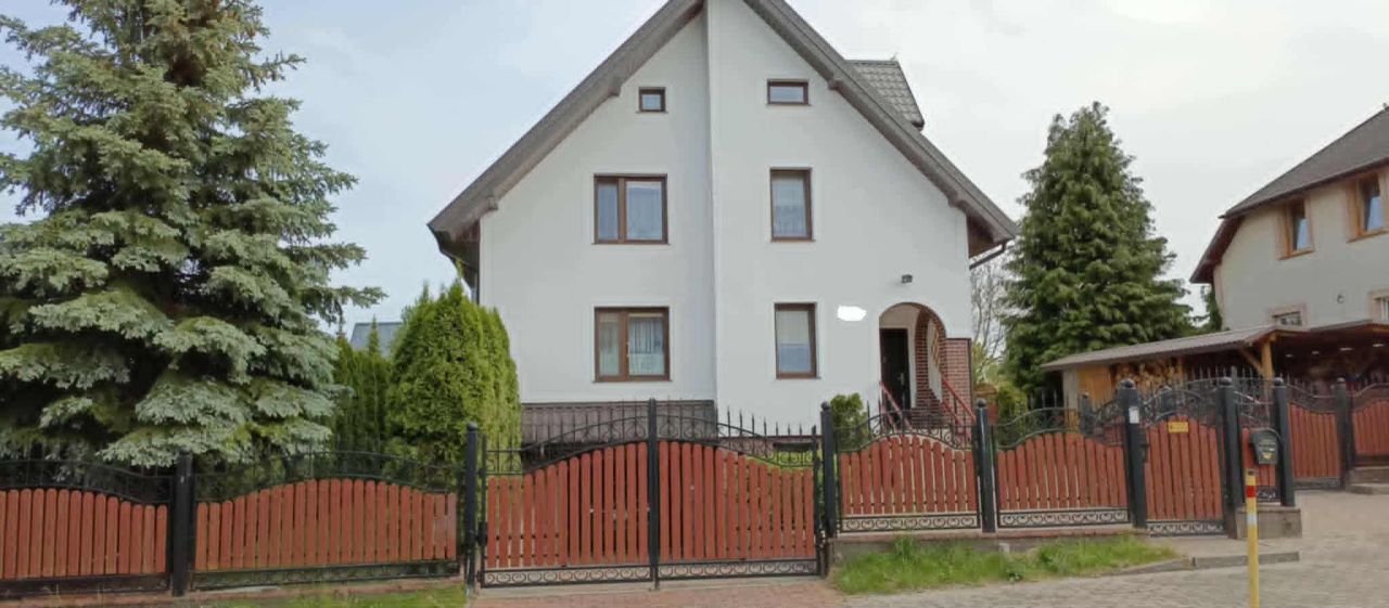 dom wolnostojący, 4 pokoje Krzywe. Zdjęcie 2