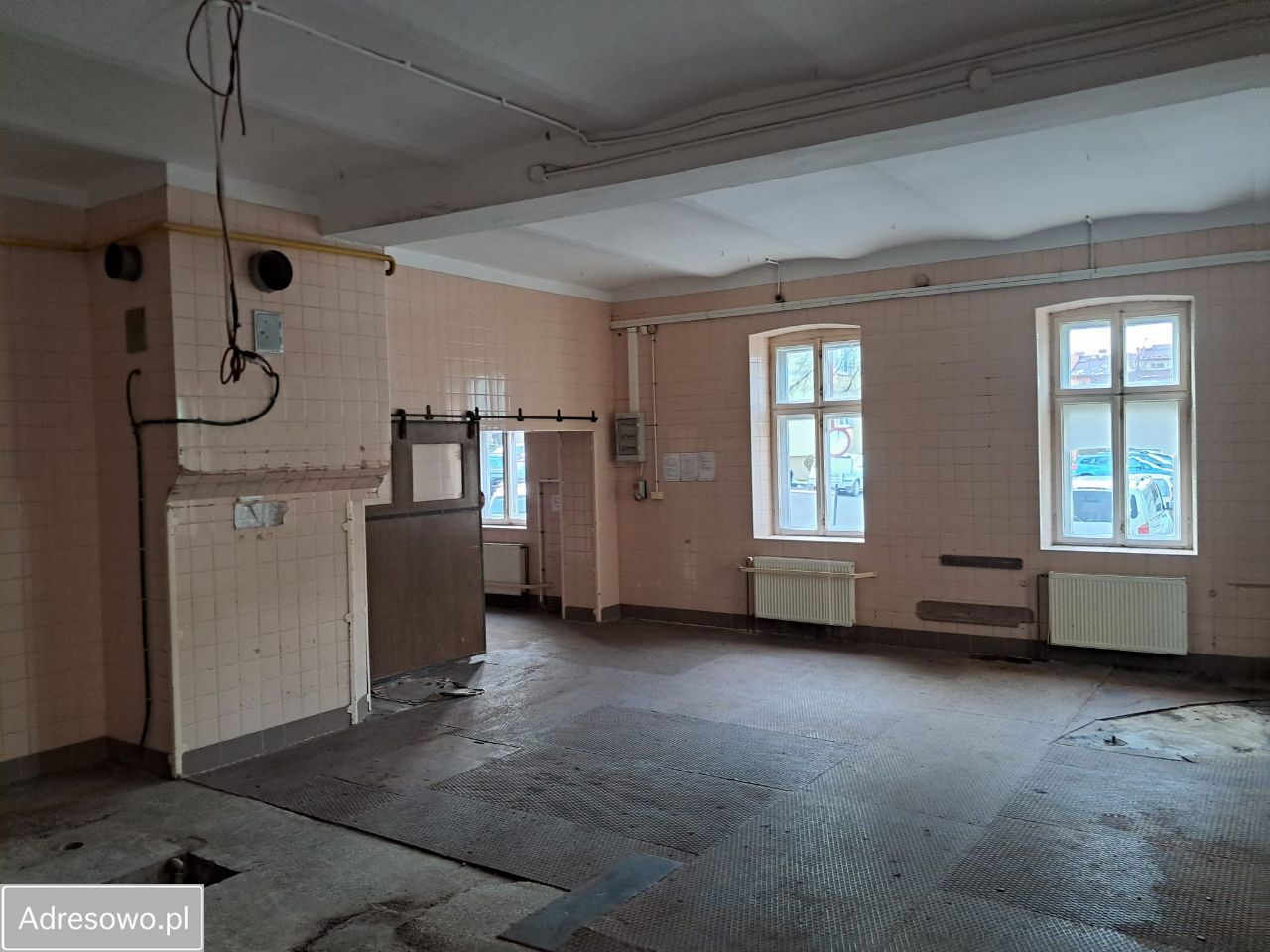 Lokal Sanok, ul. gen. Władysława Sikorskiego. Zdjęcie 3