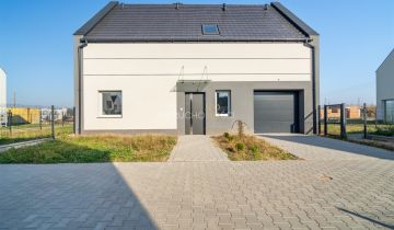 dom wolnostojący, 5 pokoi Uraz