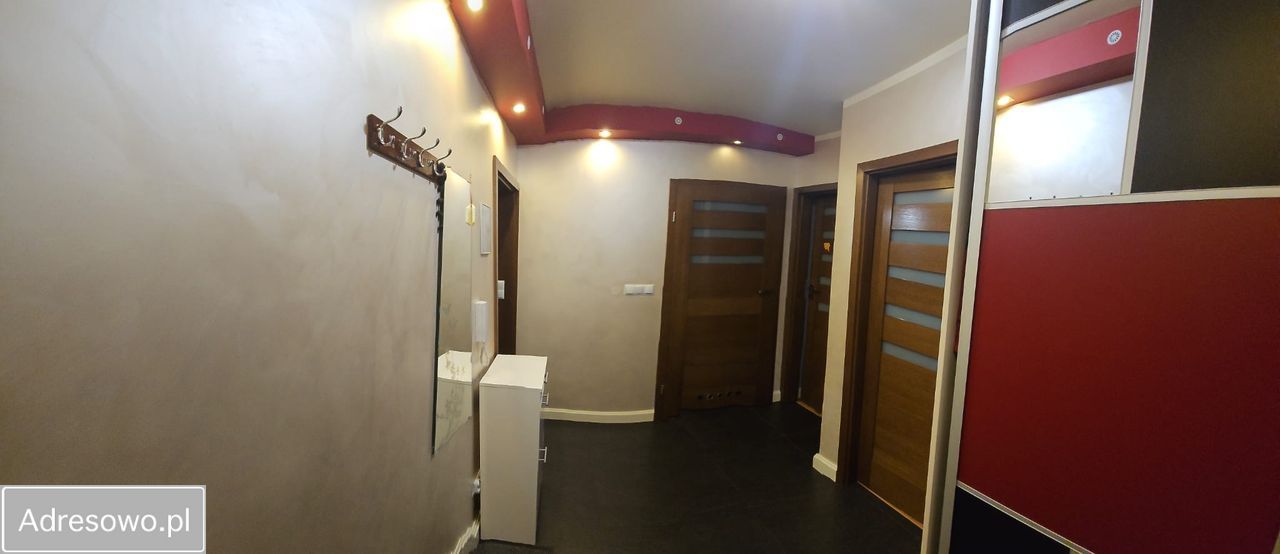 Mieszkanie 3-pokojowe Wysoka. Zdjęcie 3