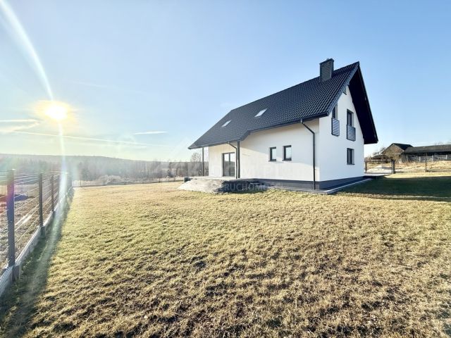 dom wolnostojący, 5 pokoi Bobrza. Zdjęcie 21