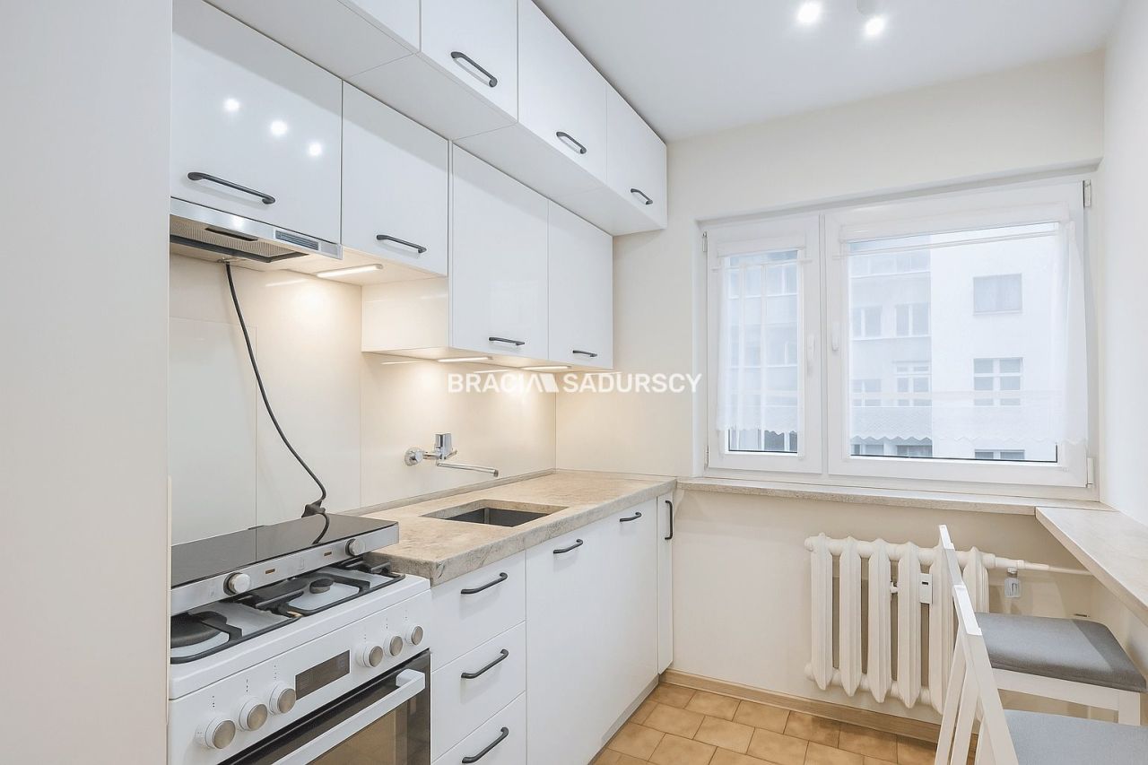 Mieszkanie 4-pokojowe Kraków Mistrzejowice, os. Oświecenia. Zdjęcie 5