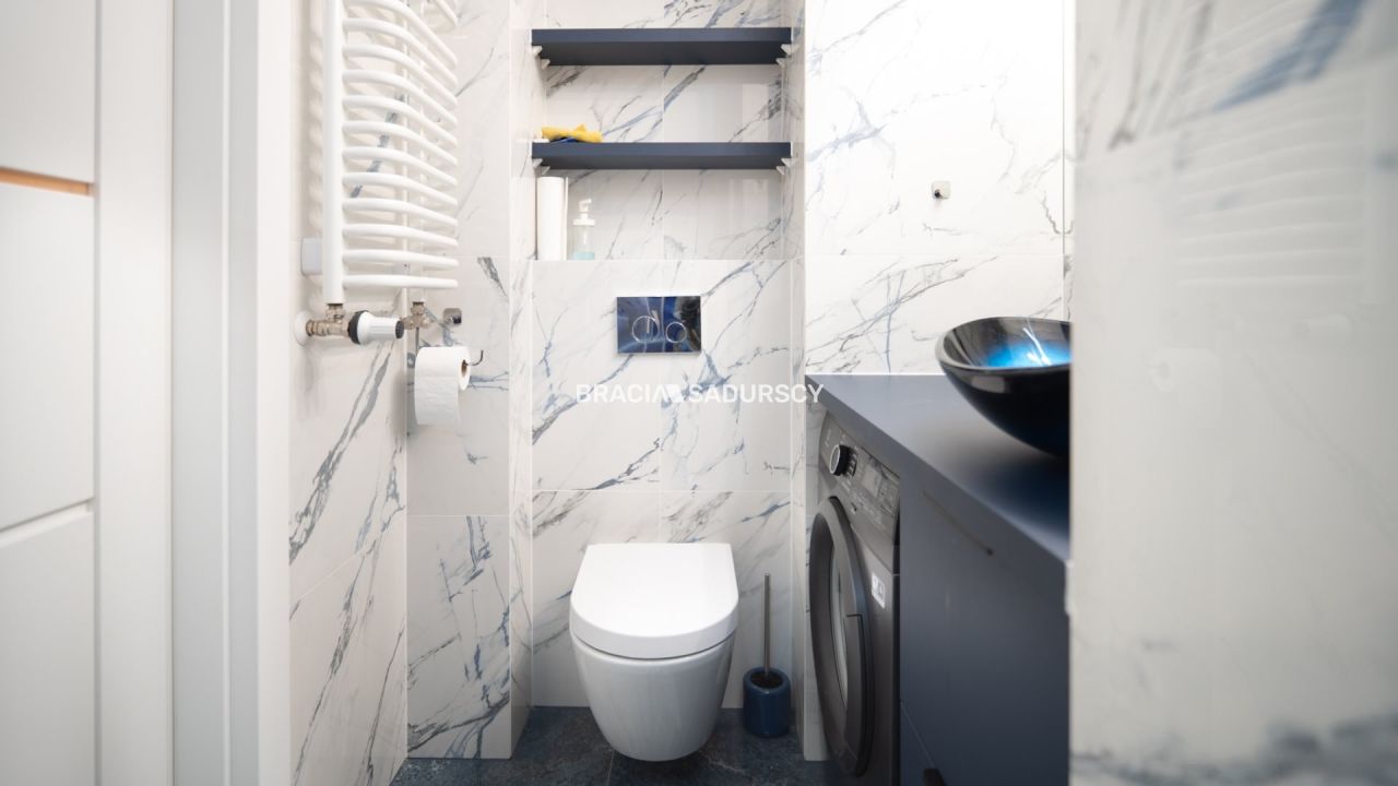 Mieszkanie 5-pokojowe Kraków Bieżanów, ul. Henryka i Karola Czeczów. Zdjęcie 29