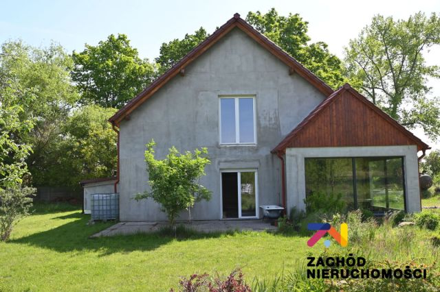 dom wolnostojący, 6 pokoi Broniszów. Zdjęcie 1